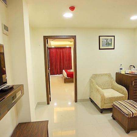 Joyees Residency Hotel Kottayam Exterior photo